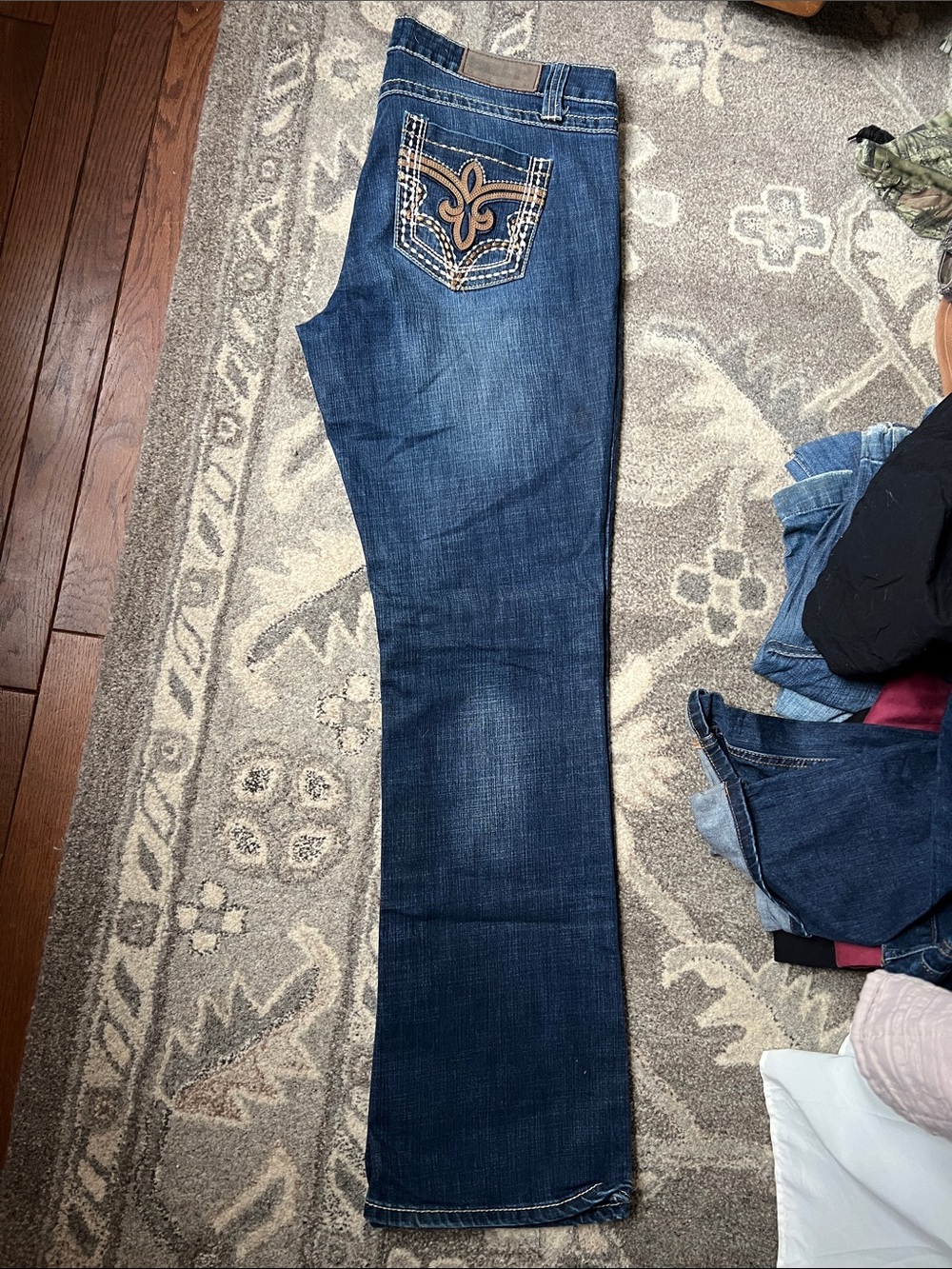 Women’s Cowgirl Up 32L Dark Blue Boot Cut Jeans with Embroidered Pocket
